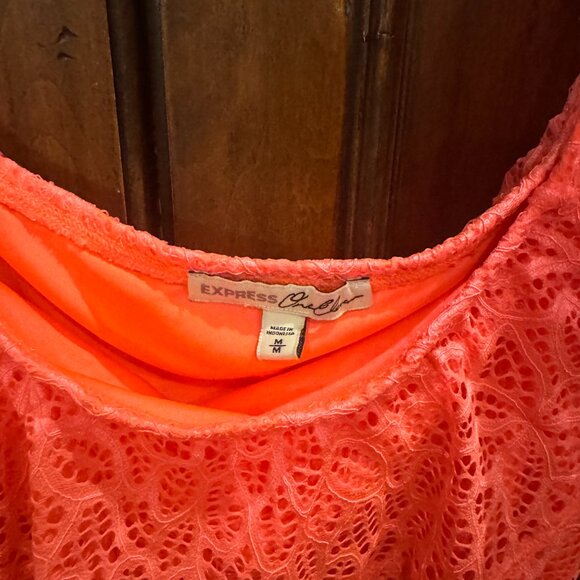 Express top - Picture 2 of 2